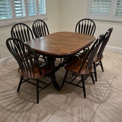 Kitchen Table &  6 Chairs