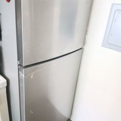 REFRIGERATOR 2YEARS OLD. If its still up its still available