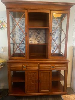 FREE China cabinet