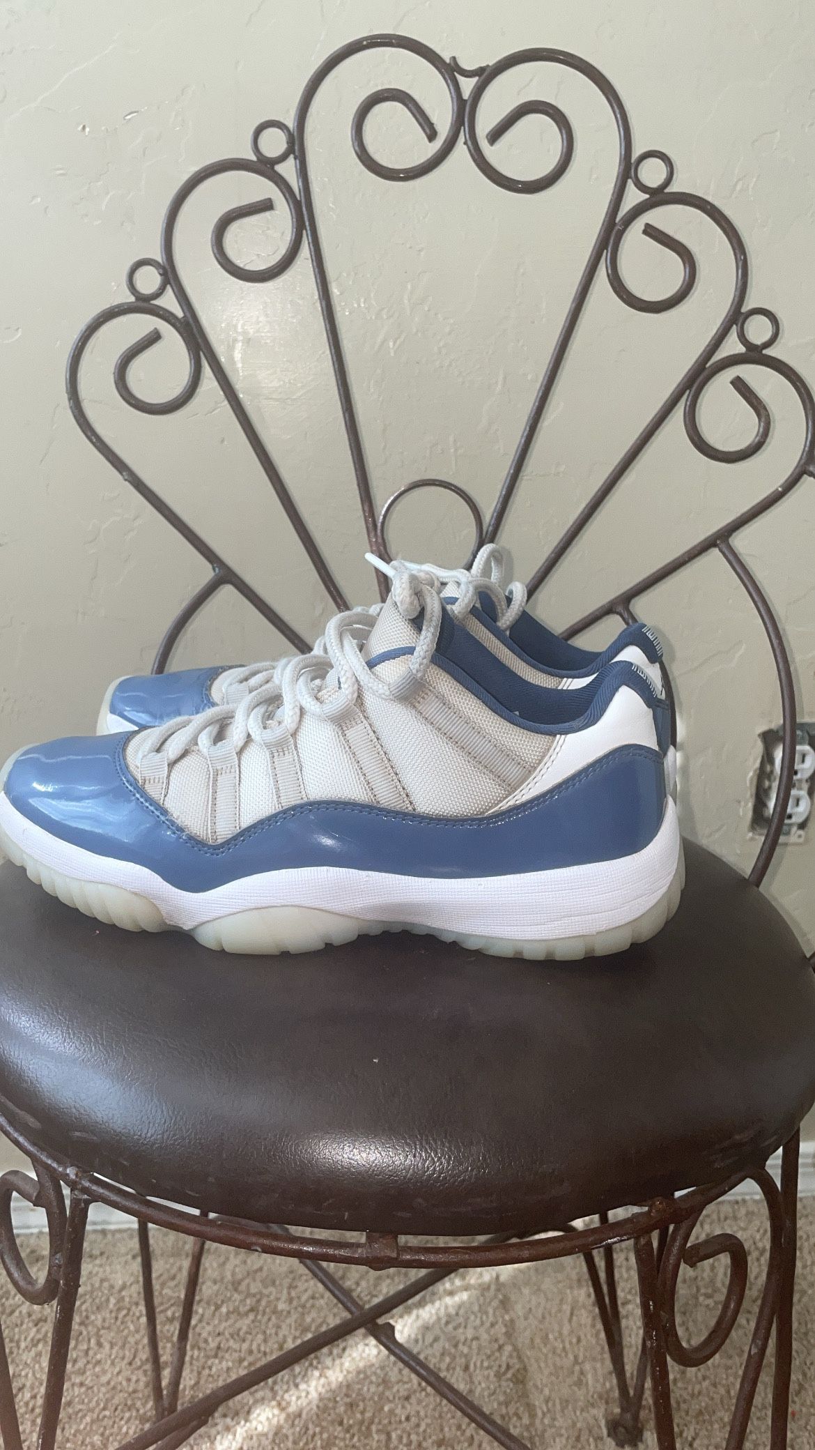 Blue Jordan 11s Size 8.5
