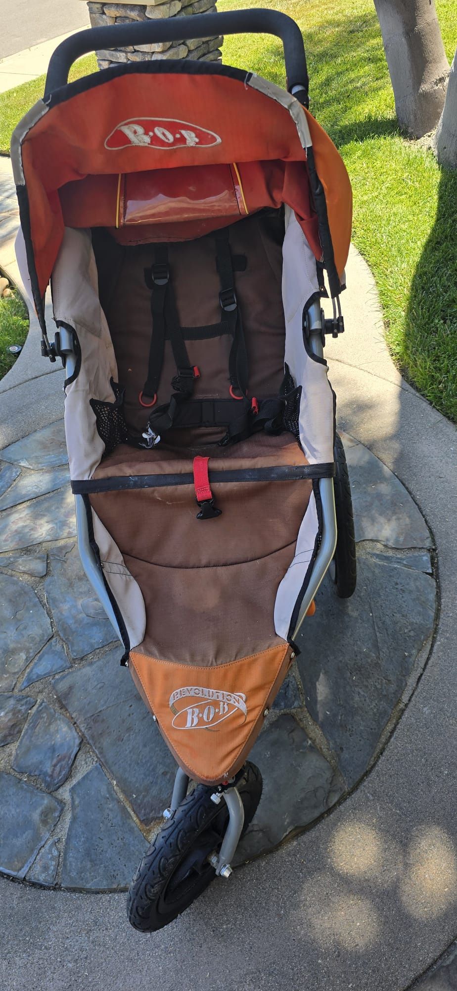 BOB-Revolution-SE-Jogging-Stroller-Orange 2013 Amazing shape