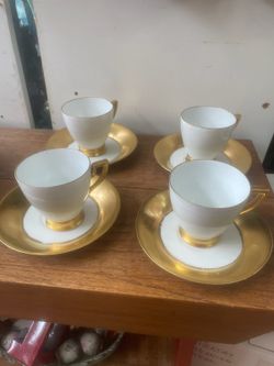 Antique gold gilt teacups and saucers sets $10 each