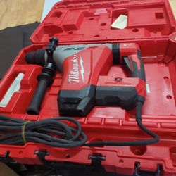 Milwaukee
1-3/4 in. SDS-MAX Rotary Hammer