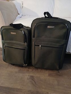 2 olive green Vintage luggage
