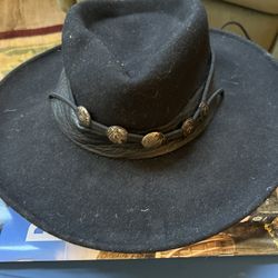 Ladies Felt Hat Leather Band Silver Studs From Santa Fe 