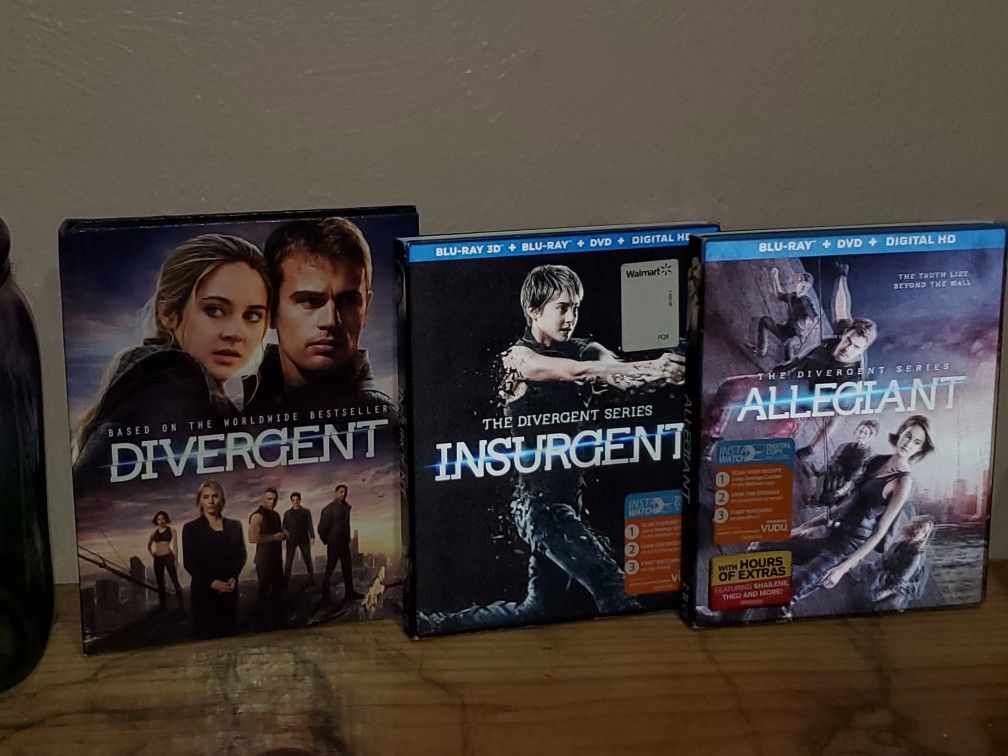 Divergent Movie Trilogy! Divergent, Insurgent And Allegiant Blu Ray Movies! Excellent Condition!