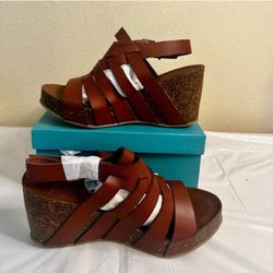 Blowfish Malibu Stylish Brown Wedge Sandals