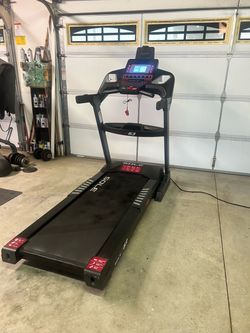 Sole F63 Folding Treadmill - Low Usage - Delivery Available