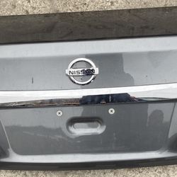 2017 Nissan Altima Trunk Lid