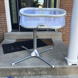 Halo Bassinet Swivel 