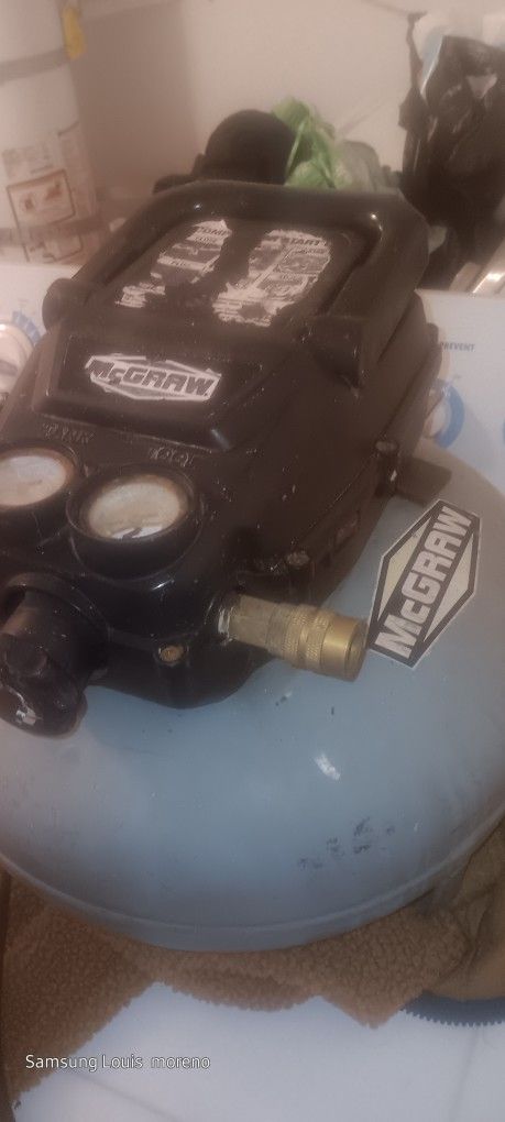 3 Gal   McGraw  Air Compressor 