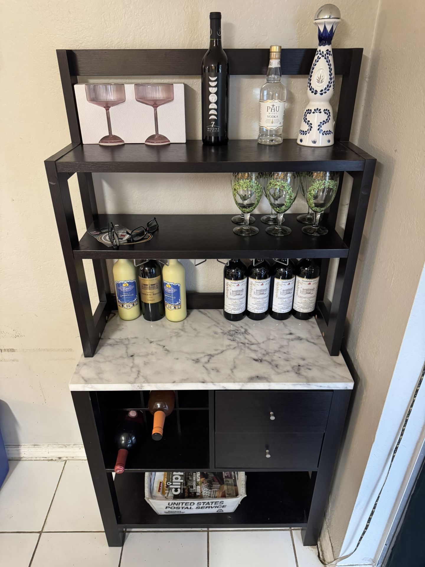 Wine Rack / Hutch