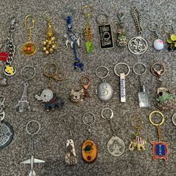 26 Pcs Keychains 