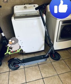 Works Good Runs 19mph U Can Go 25 Miles Away On A Single Charge
