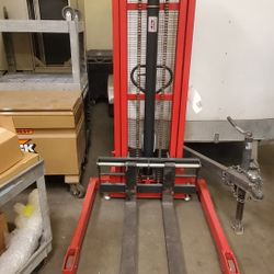 Hydraulic Fork Lift NEW
