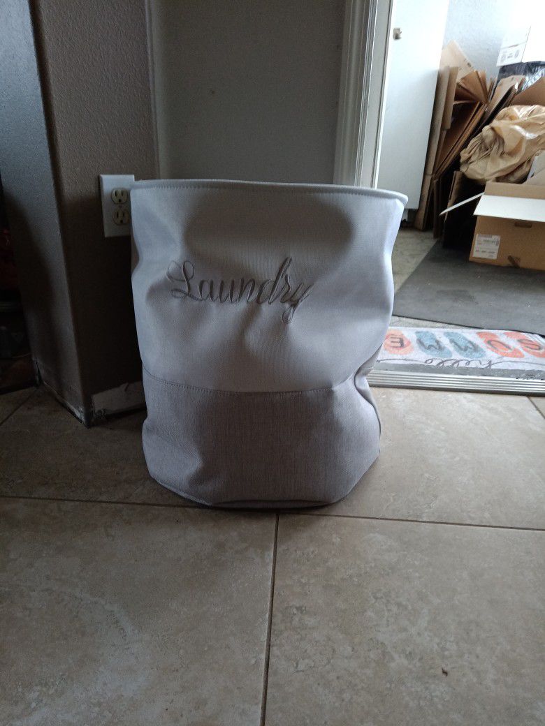 Canvas Laundry Tote