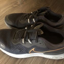 Nike React Miller