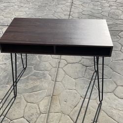 Brown Mid Century Modern Desk