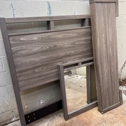 Head Board And Mirror 