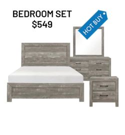 Queen or Full size bedroom set