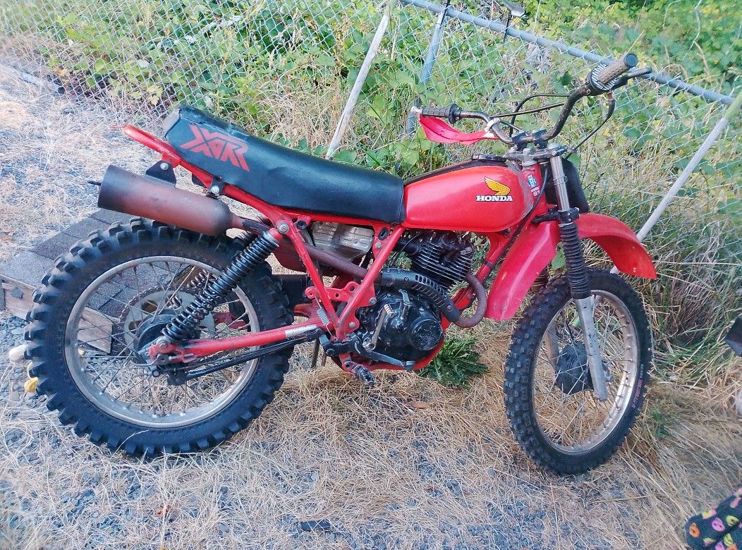 Honda 200 XR Stock