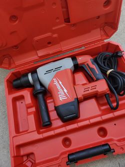 Milwaukee
1-9/16 in. SDS-Max Rotary Hammer