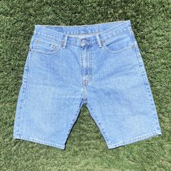 Levi’s Shorts🔥 size 33 in Men for 15$‼️‼️