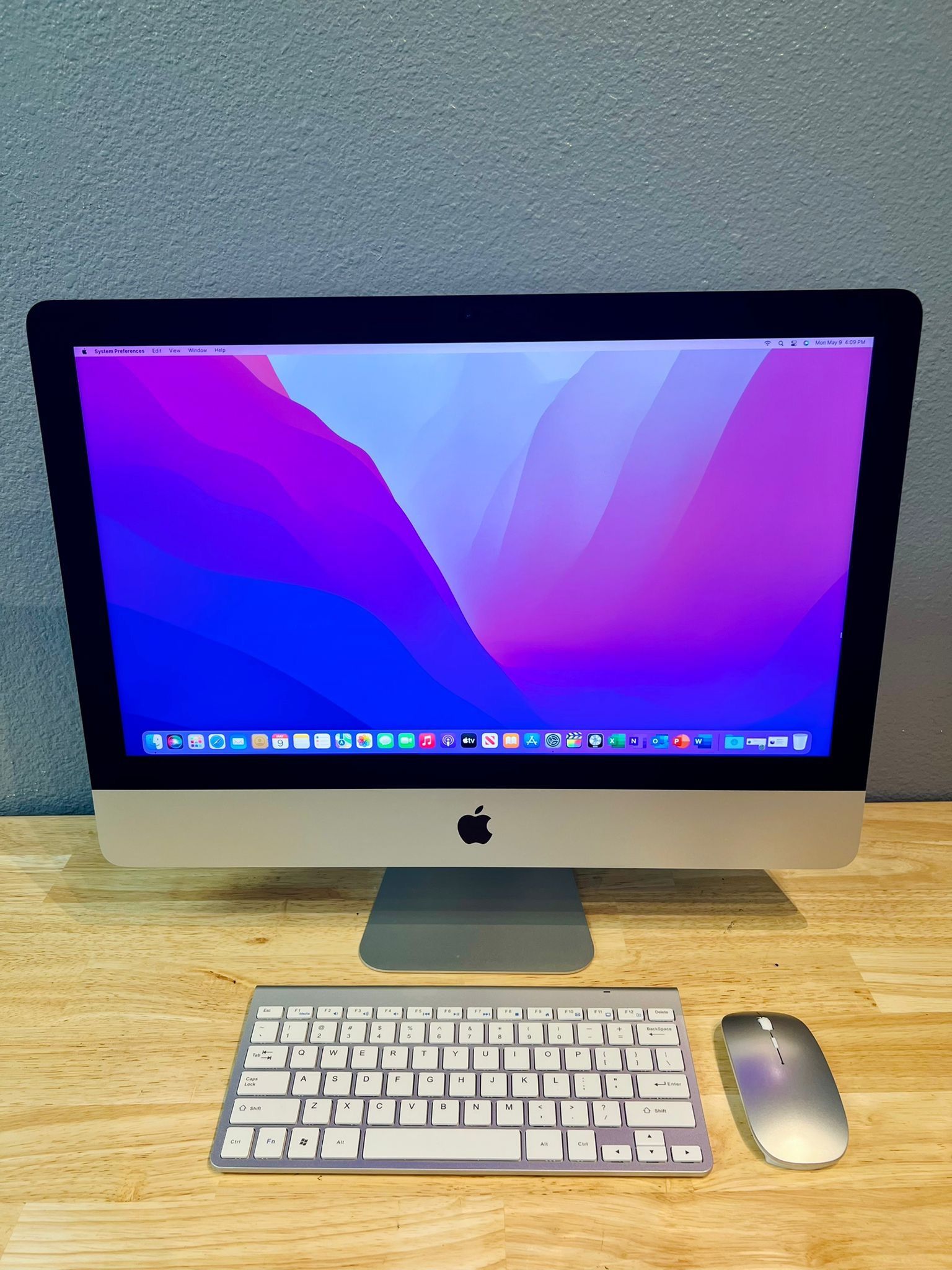 iMac 21” Desktop Apple Intel Core i5/8GB RAM/1TB Storage⚡️ Microsoft Office Word Excel,Logic,Final Cut🖥️1 Year Warranty✅$0 Down Finance Available