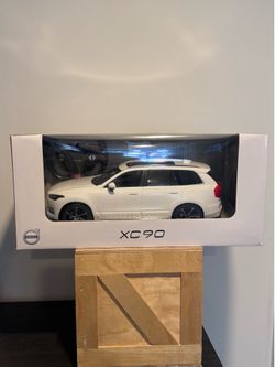 Volvo XC90 Remote Controlled Car