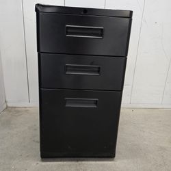 Heavy Duty Metal File Cabinet Missing Key $ 45