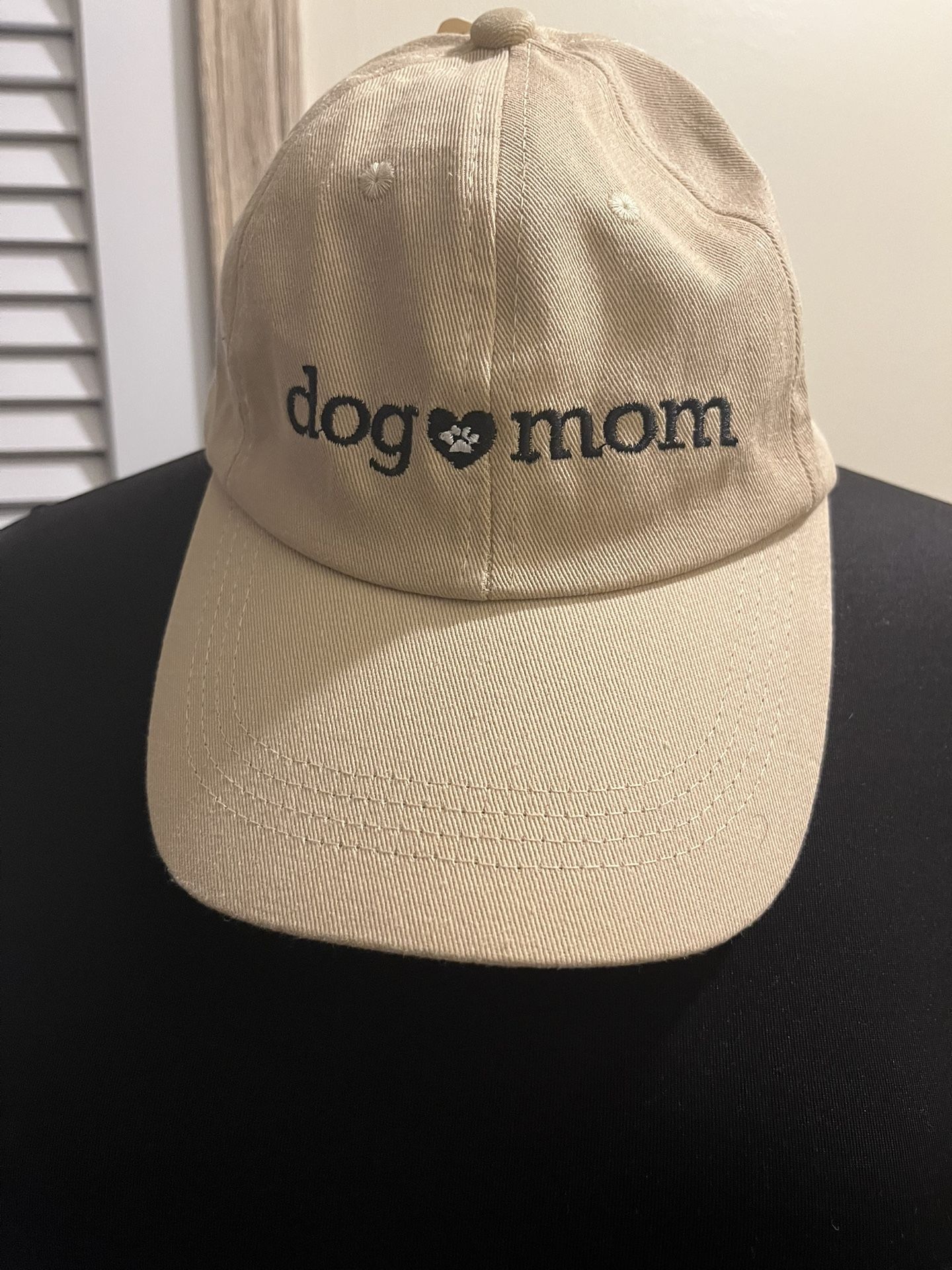One size fits most Dog Mom cap
