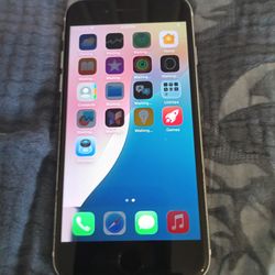 Phone SE  2ndgen Unlocked 75$$