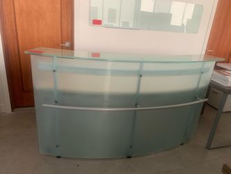 Curved glass reception desk with Mapke wood desk 6’
