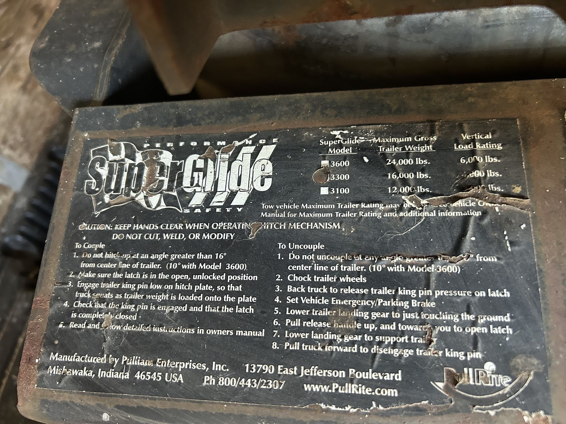 Superglide Fifth Wheel Hitch