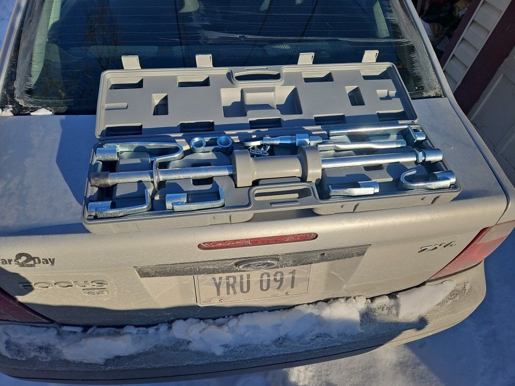 18 Piece Dent Puller