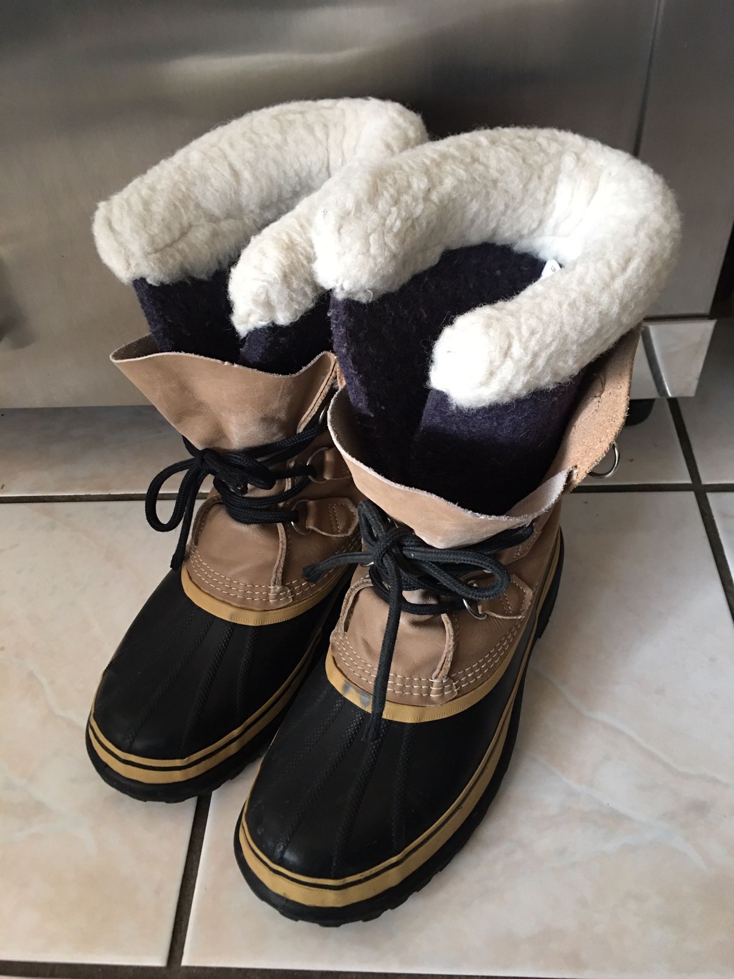 SOREL Caribou Snow Boots 
