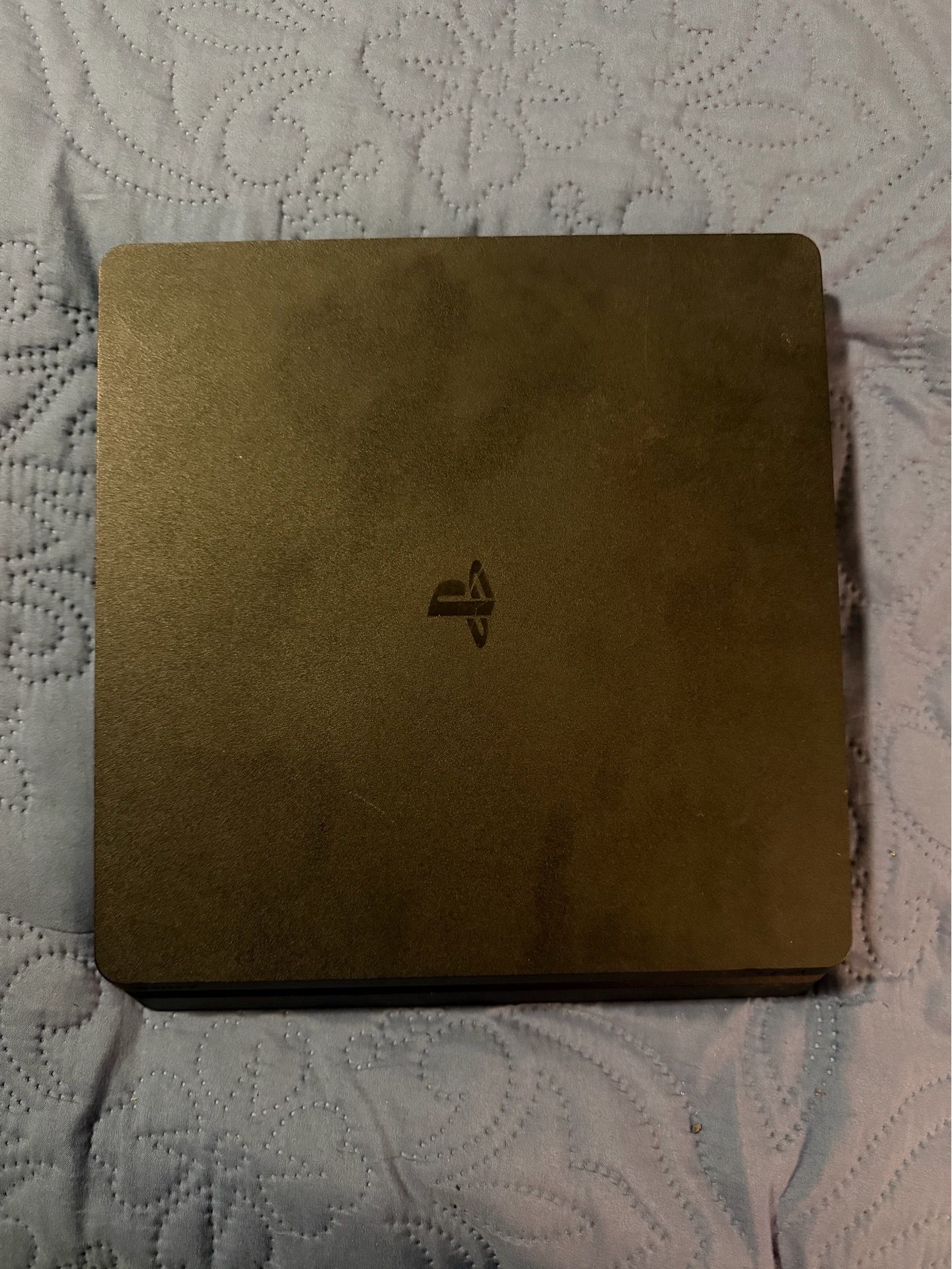 PlayStation 4 Slim (Black)