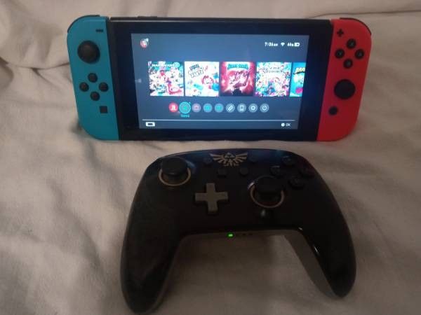 Nintendo Switch + Pro Controller