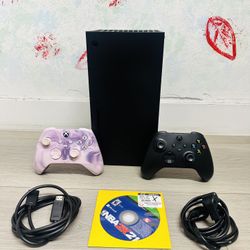 Xbox Series X - 1 TB , Bonus 1 Controller And 1 Game ( Used Very New )
