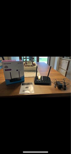 NETGEAR AC1000 Dual Band WiFi Router