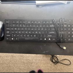 Backlit Keyboard w/ Logitech M510 wireless mouse