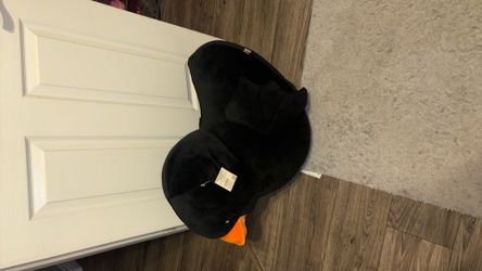Giant Black Duck