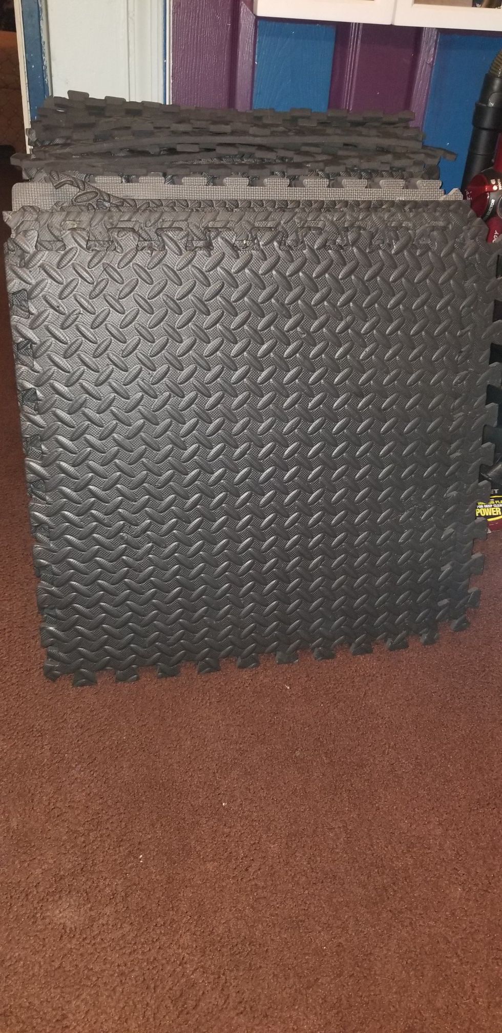 foam floor mats (24x24)