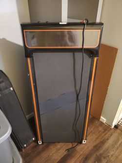 Walking Pad Treadmill w/ Remote