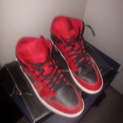 Chicago OG Air Jordan 1s  (Trades)