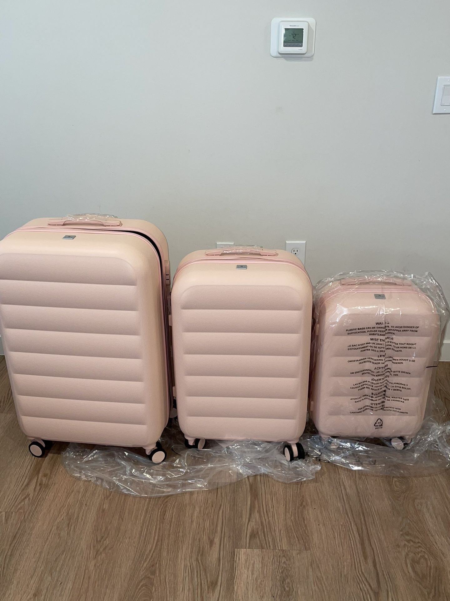 Lior Expandable Hardshell Luggage 3Pc Set