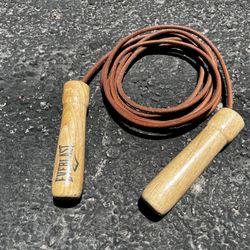 Weighted Everlast Leather Jump Rope 