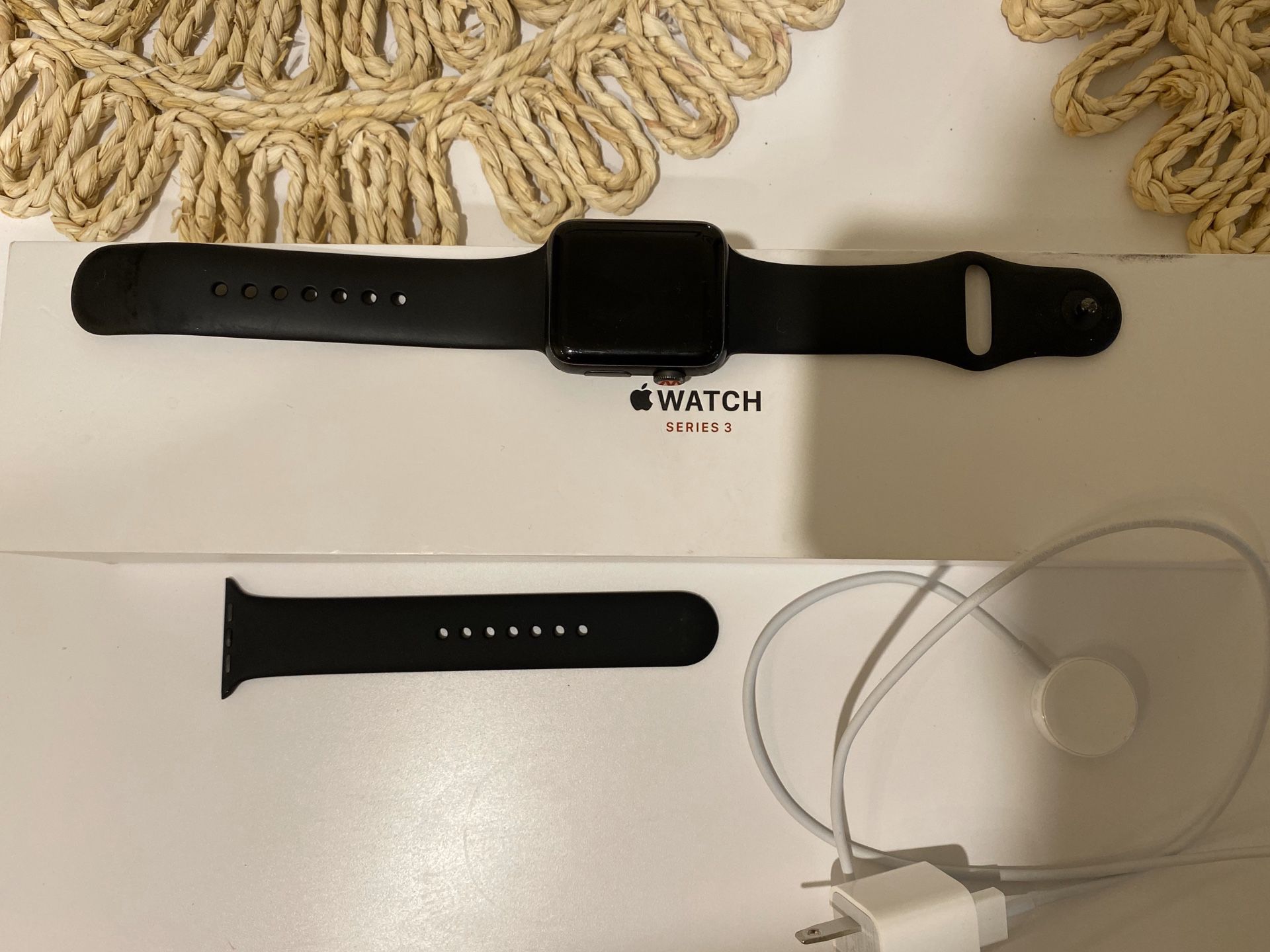 Apple Watch 3 42mm gps cellular