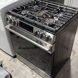 Lg Smart 30 Inch Gas Stove, Five Burners And Air Fryer