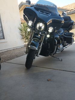 2019 Harley  Ultra Glide Classic
